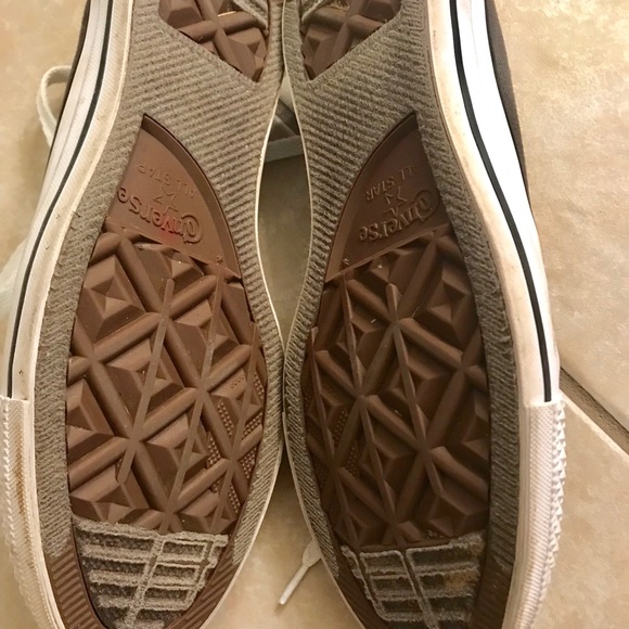 Converse - Picture 2 of 3